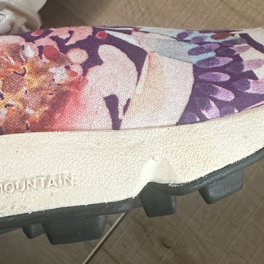 Women's Floral Print Casual Sneaker - Pink Multi - Picture 13 of 16